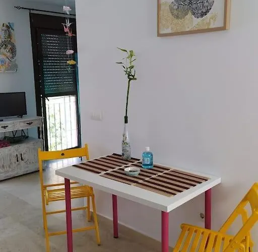 Eli\'S Home